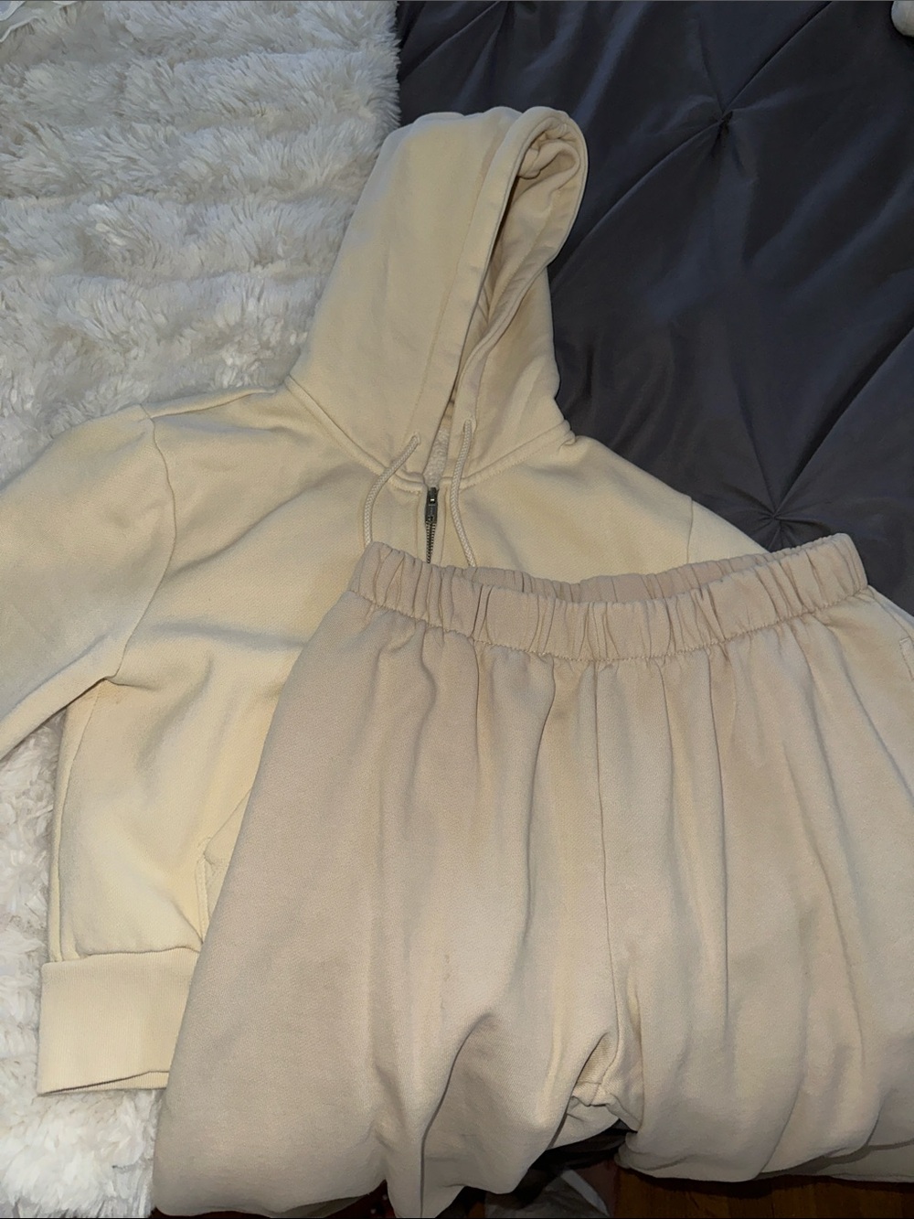 JOHN GALT - PACSUN Cream Women's Elastic-Waist Lounge Pants and Cropped Hoodie